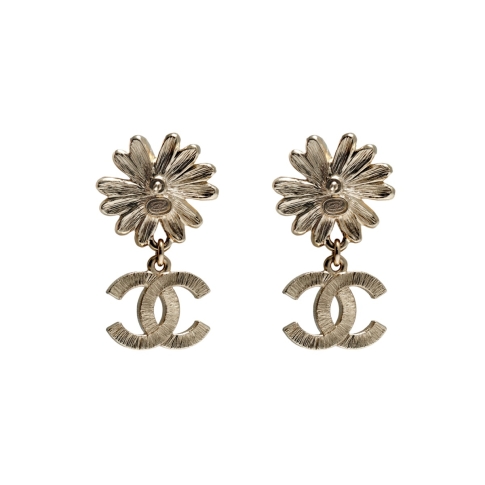 2023 Chanel Interlocking CC FlowerPetal Earrings