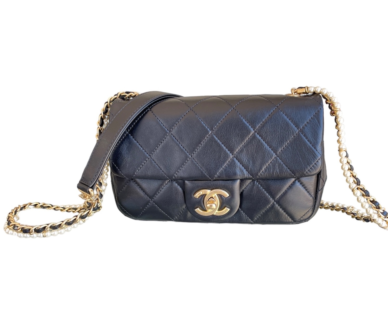 Chanel Black Calfskin Mini Pearl Chain Mini Rectangular Flap Bag at the  best price