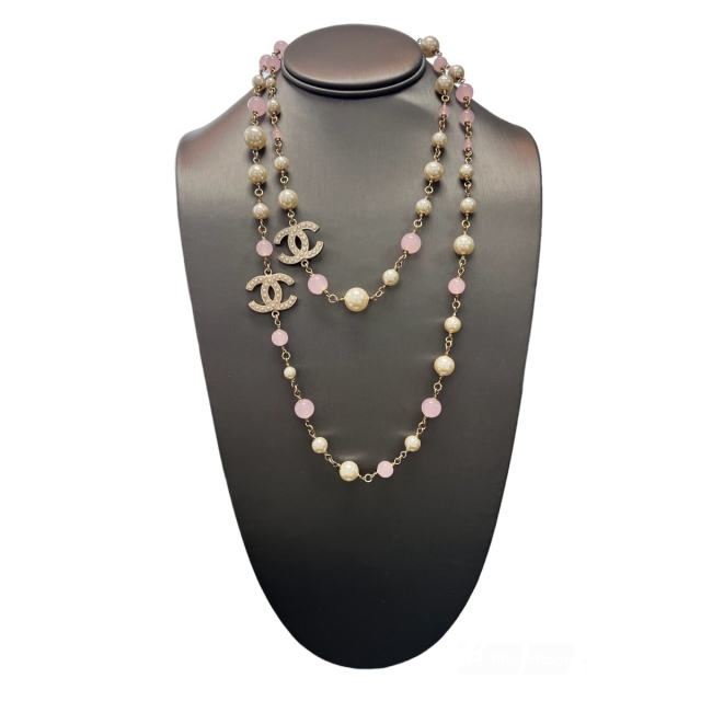 Chanel 18P Pink & white Faux Pearl CC Long Necklace